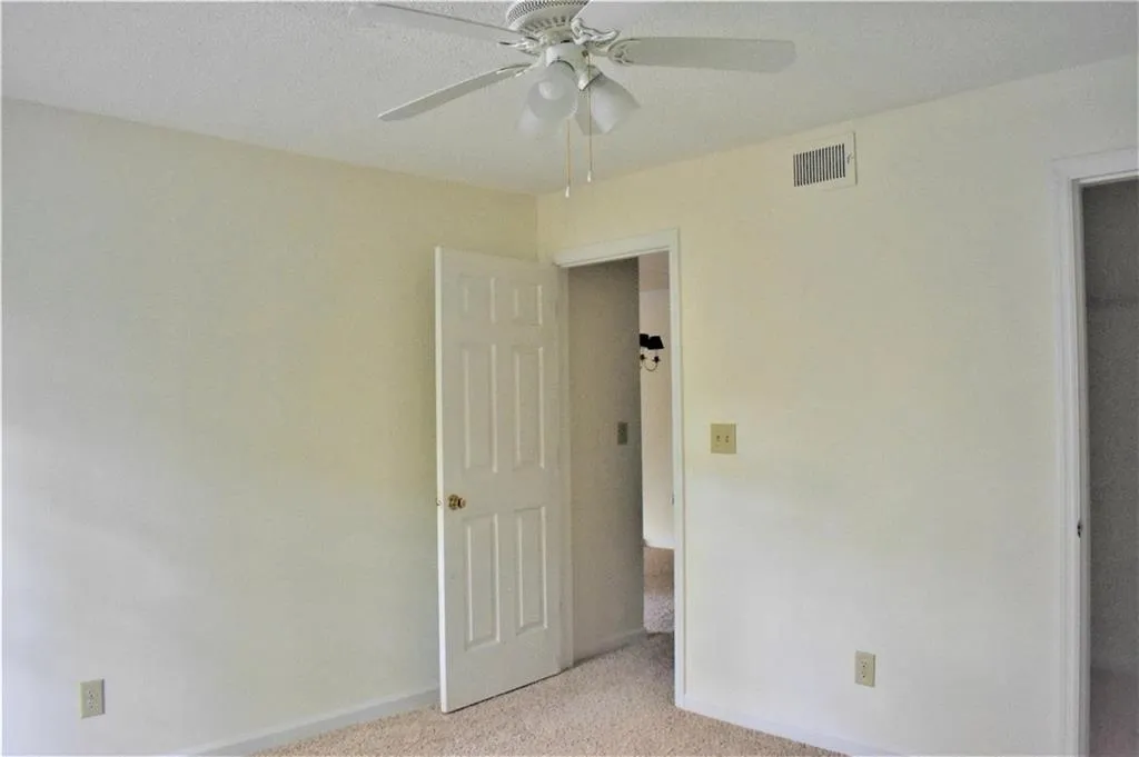 515 Granville Court, Sandy Springs, Georgia 30328, 1 Bedroom Bedrooms, ,1 BathroomBathrooms,Residential,Sold,515 Granville Court,6059442