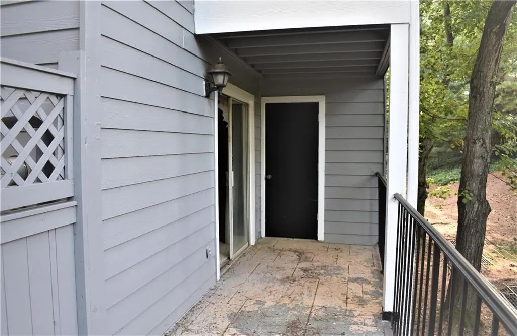515 Granville Court, Sandy Springs, Georgia 30328, 1 Bedroom Bedrooms, ,1 BathroomBathrooms,Residential,Sold,515 Granville Court,6059442