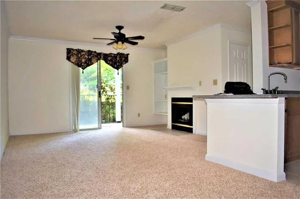 515 Granville Court, Sandy Springs, Georgia 30328, 1 Bedroom Bedrooms, ,1 BathroomBathrooms,Residential,Sold,515 Granville Court,6059442
