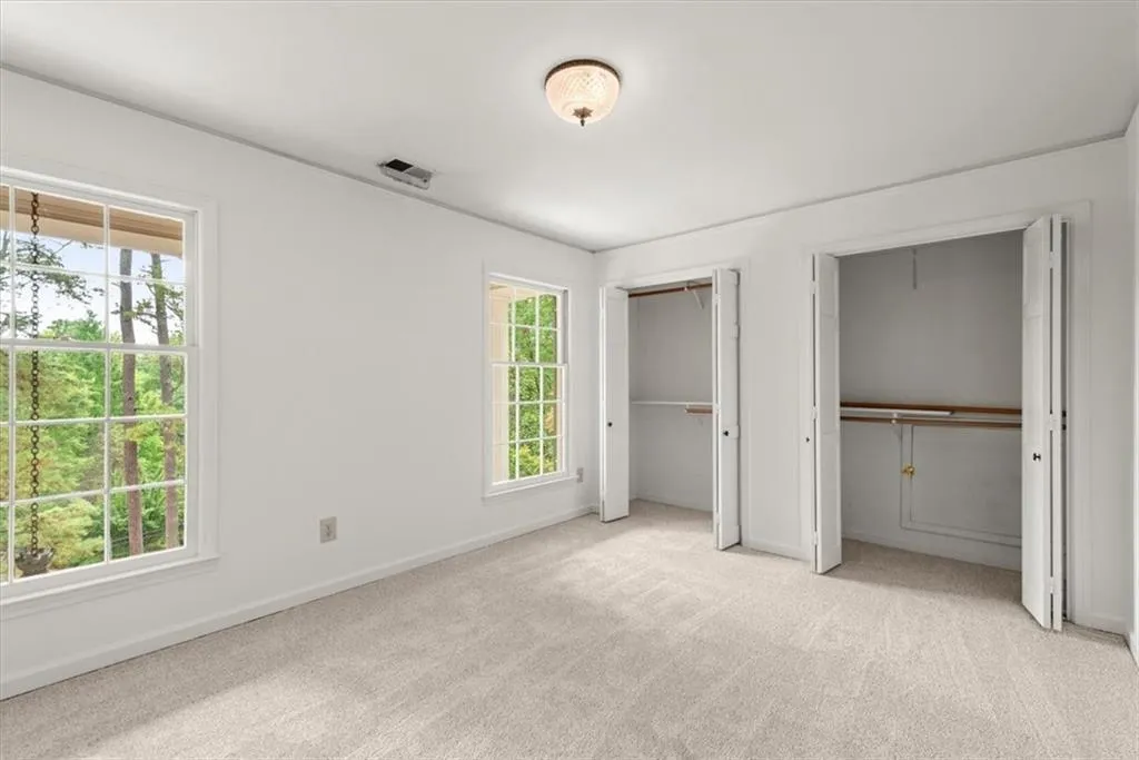 2525 Spalding Drive, Atlanta, Georgia 30350, 4 Bedrooms Bedrooms, ,4 BathroomsBathrooms,Residential,Sold,2525 Spalding Drive,7421006