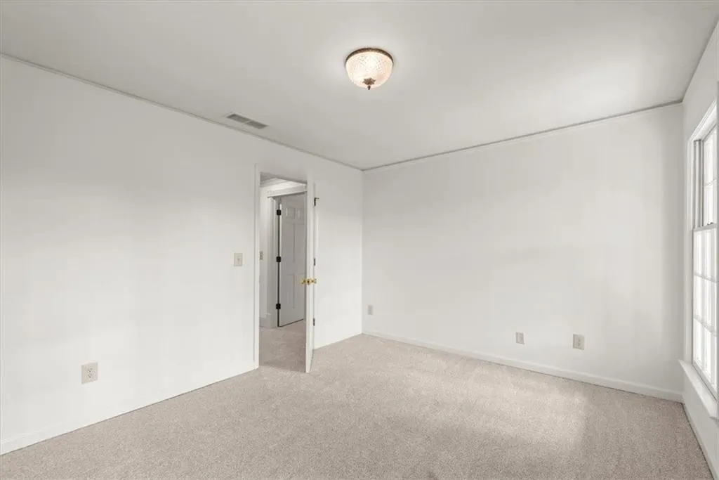 2525 Spalding Drive, Atlanta, Georgia 30350, 4 Bedrooms Bedrooms, ,4 BathroomsBathrooms,Residential,Sold,2525 Spalding Drive,7421006