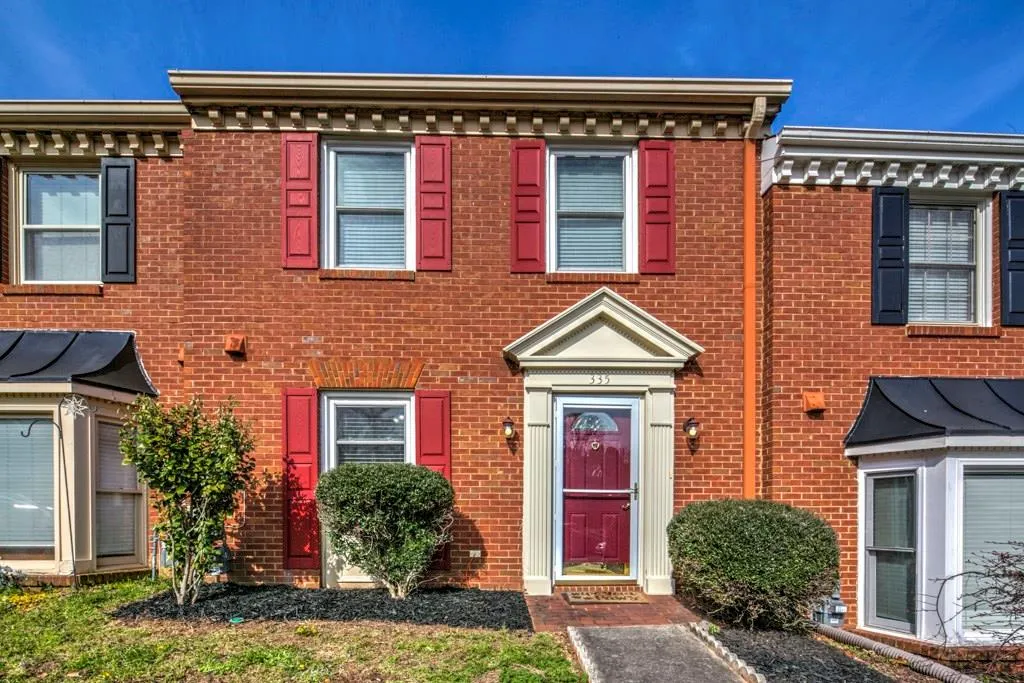 335 Towergate Place, Sandy Springs, Georgia 30350, 2 Bedrooms Bedrooms, ,2 BathroomsBathrooms,Residential,Sold,335 Towergate Place,5982895