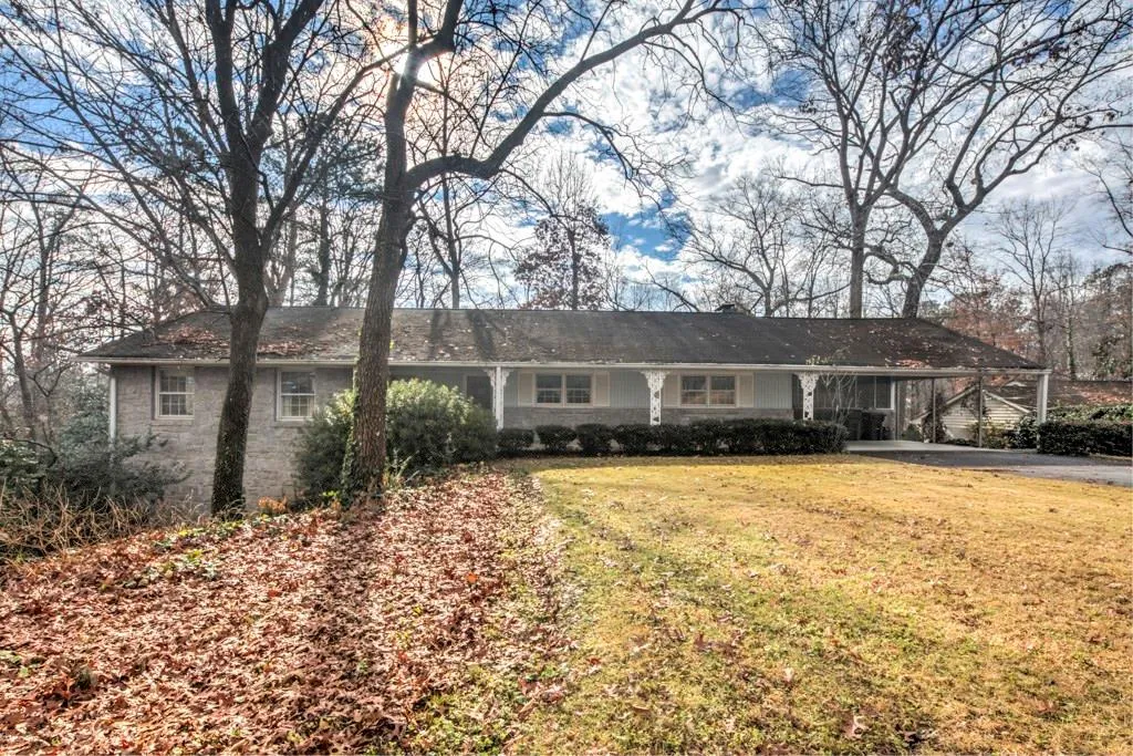 435 Forest Valley Road, Sandy Springs, Georgia 30342, 6 Bedrooms Bedrooms, ,3 BathroomsBathrooms,Residential,Sold,435 Forest Valley Road,5943500