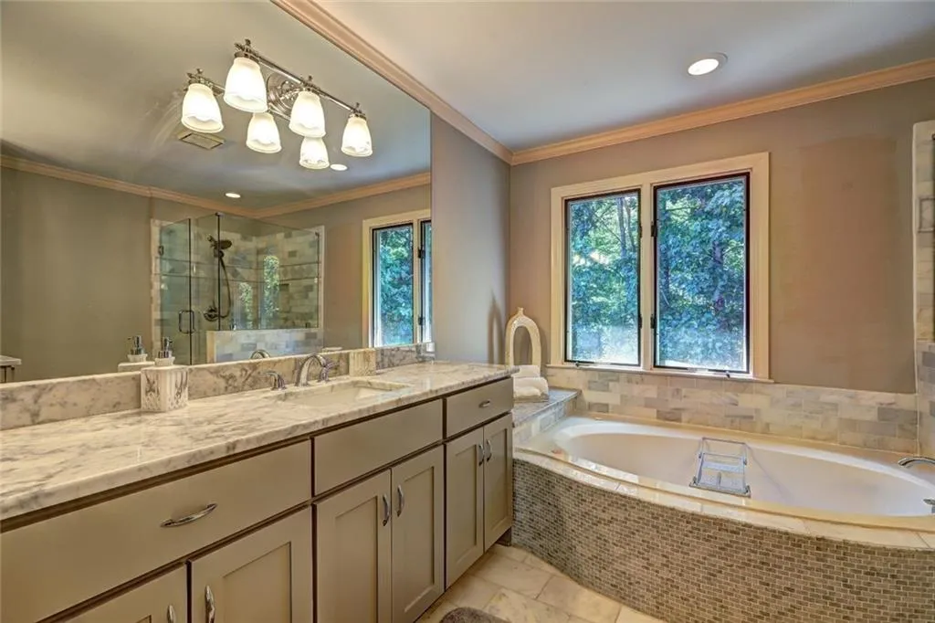 8440 Valemont Drive, Sandy Springs, Georgia 30350, 5 Bedrooms Bedrooms, ,4 BathroomsBathrooms,Residential,For Sale,8440 Valemont Drive,7635755