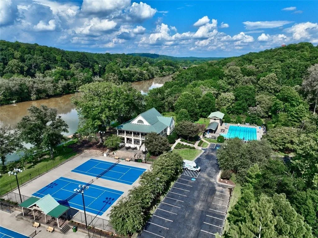 8440 Valemont Drive, Sandy Springs, Georgia 30350, 5 Bedrooms Bedrooms, ,4 BathroomsBathrooms,Residential,For Sale,8440 Valemont Drive,7635755