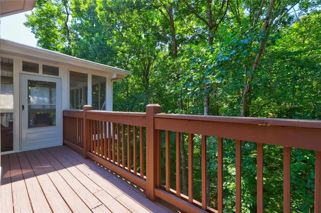 8440 Valemont Drive, Sandy Springs, Georgia 30350, 5 Bedrooms Bedrooms, ,4 BathroomsBathrooms,Residential,For Sale,8440 Valemont Drive,7635755