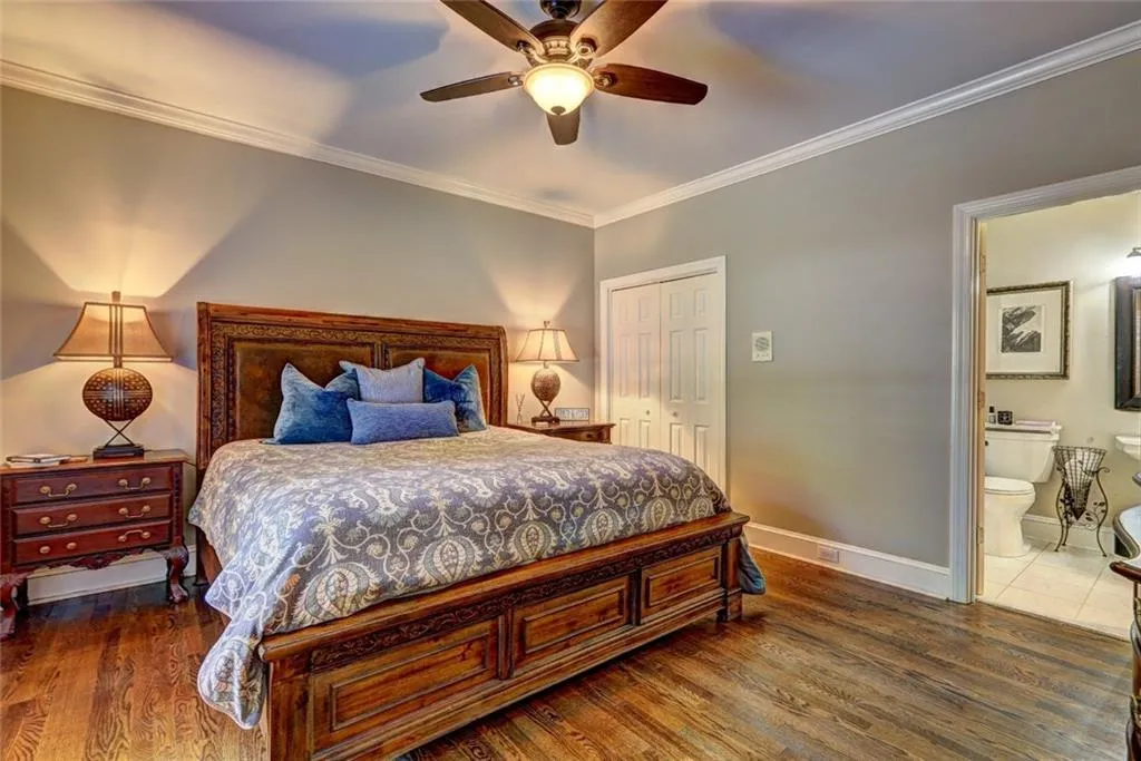 8440 Valemont Drive, Sandy Springs, Georgia 30350, 5 Bedrooms Bedrooms, ,4 BathroomsBathrooms,Residential,For Sale,8440 Valemont Drive,7635755