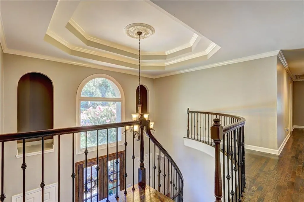 8440 Valemont Drive, Sandy Springs, Georgia 30350, 5 Bedrooms Bedrooms, ,4 BathroomsBathrooms,Residential,For Sale,8440 Valemont Drive,7635755