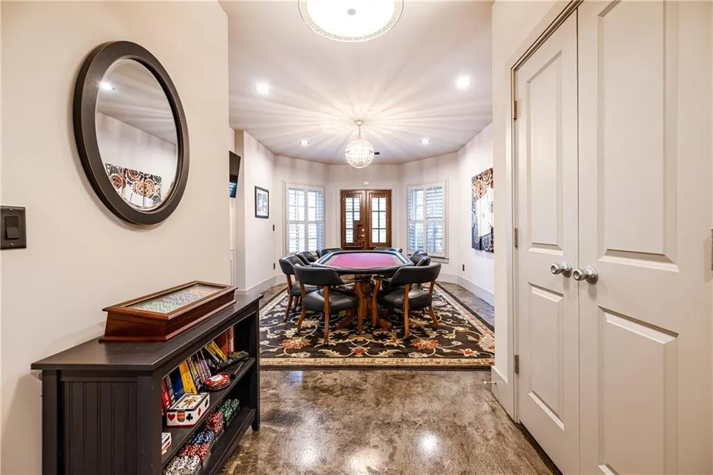 525 Glengate Cove, Atlanta, Georgia 30328, 6 Bedrooms Bedrooms, ,6 BathroomsBathrooms,Residential,For Sale,525 Glengate Cove,7719811