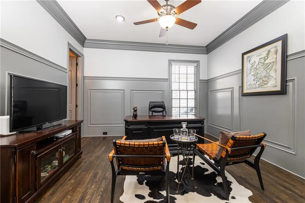 525 Glengate Cove, Atlanta, Georgia 30328, 6 Bedrooms Bedrooms, ,6 BathroomsBathrooms,Residential,For Sale,525 Glengate Cove,7719811