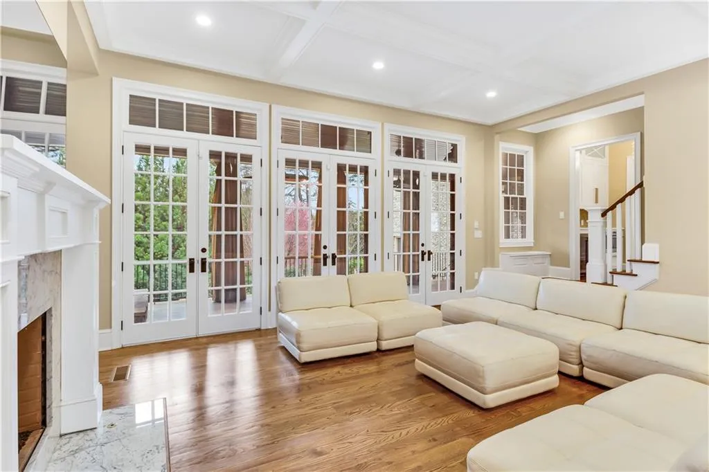 4700 Dudley Lane, Atlanta, Georgia 30327, 7 Bedrooms Bedrooms, ,6 BathroomsBathrooms,Residential,Sold,4700 Dudley Lane,6507729