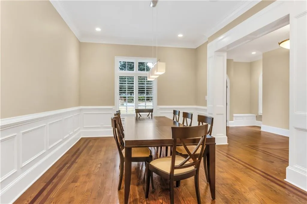 4700 Dudley Lane, Atlanta, Georgia 30327, 7 Bedrooms Bedrooms, ,6 BathroomsBathrooms,Residential,Sold,4700 Dudley Lane,6507729