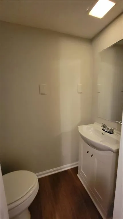 725 Dalrymple Road Unit 4e, Sandy Springs, Georgia 30328, 3 Bedrooms Bedrooms, ,2 BathroomsBathrooms,Residential,Sold,725 Dalrymple Road Unit 4e,7020950