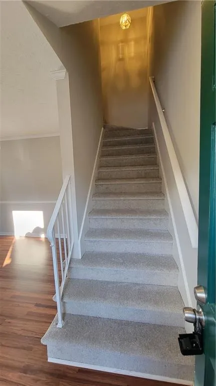 725 Dalrymple Road Unit 4e, Sandy Springs, Georgia 30328, 3 Bedrooms Bedrooms, ,2 BathroomsBathrooms,Residential,Sold,725 Dalrymple Road Unit 4e,7020950