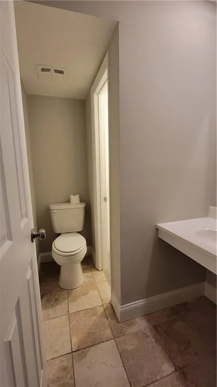 725 Dalrymple Road Unit 4e, Sandy Springs, Georgia 30328, 3 Bedrooms Bedrooms, ,2 BathroomsBathrooms,Residential,Sold,725 Dalrymple Road Unit 4e,7020950