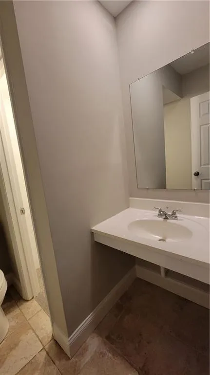 725 Dalrymple Road Unit 4e, Sandy Springs, Georgia 30328, 3 Bedrooms Bedrooms, ,2 BathroomsBathrooms,Residential,Sold,725 Dalrymple Road Unit 4e,7020950