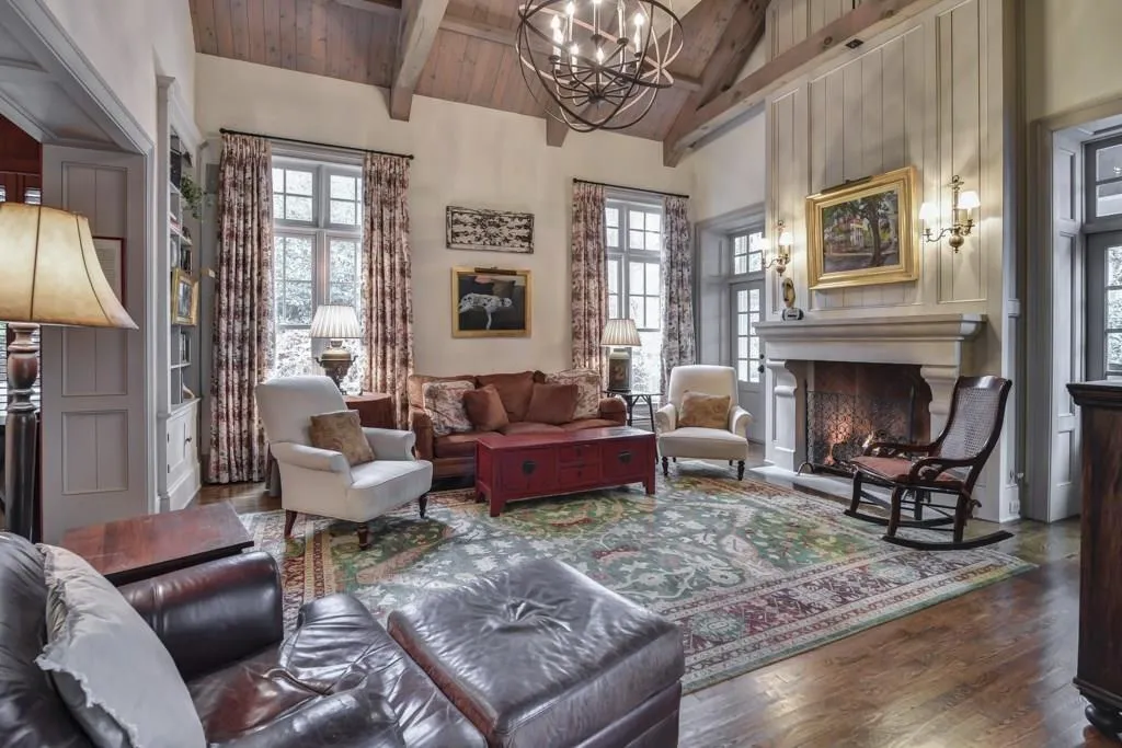 1530 Sunnybrook Farm Road, Atlanta, Georgia 30350, 4 Bedrooms Bedrooms, ,4 BathroomsBathrooms,Residential,Sold,1530 Sunnybrook Farm Road,6108575