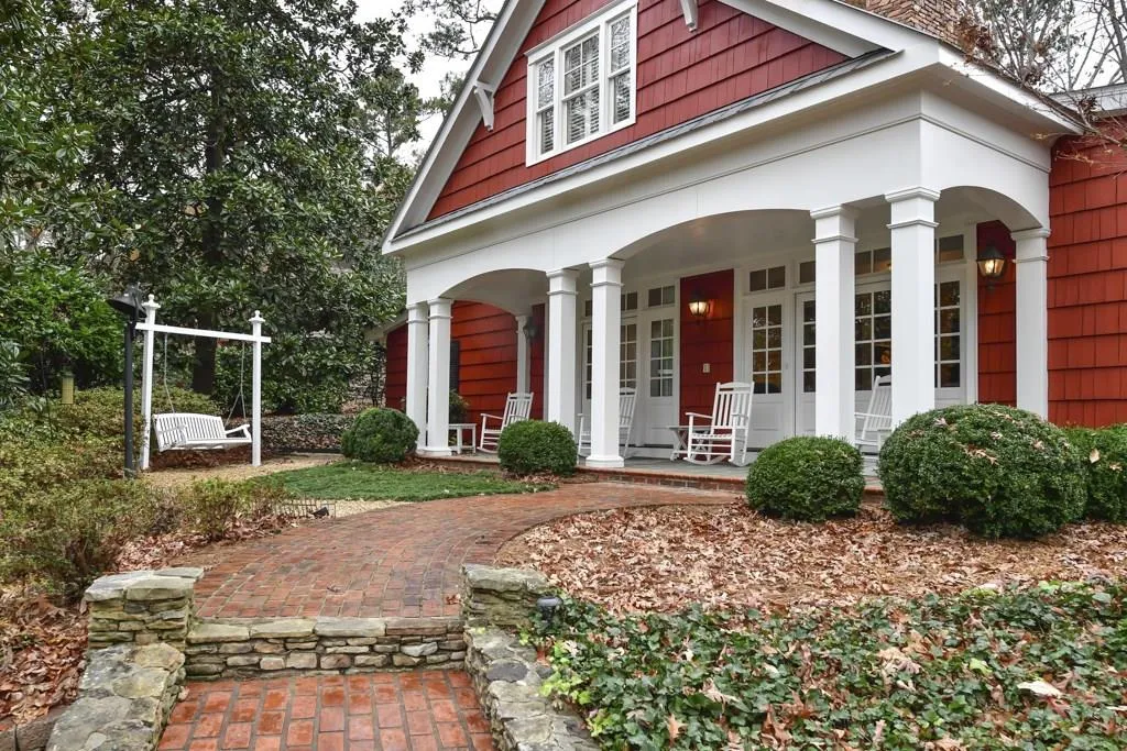 1530 Sunnybrook Farm Road, Atlanta, Georgia 30350, 4 Bedrooms Bedrooms, ,4 BathroomsBathrooms,Residential,Sold,1530 Sunnybrook Farm Road,6108575