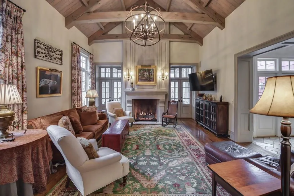 1530 Sunnybrook Farm Road, Atlanta, Georgia 30350, 4 Bedrooms Bedrooms, ,4 BathroomsBathrooms,Residential,Sold,1530 Sunnybrook Farm Road,6108575