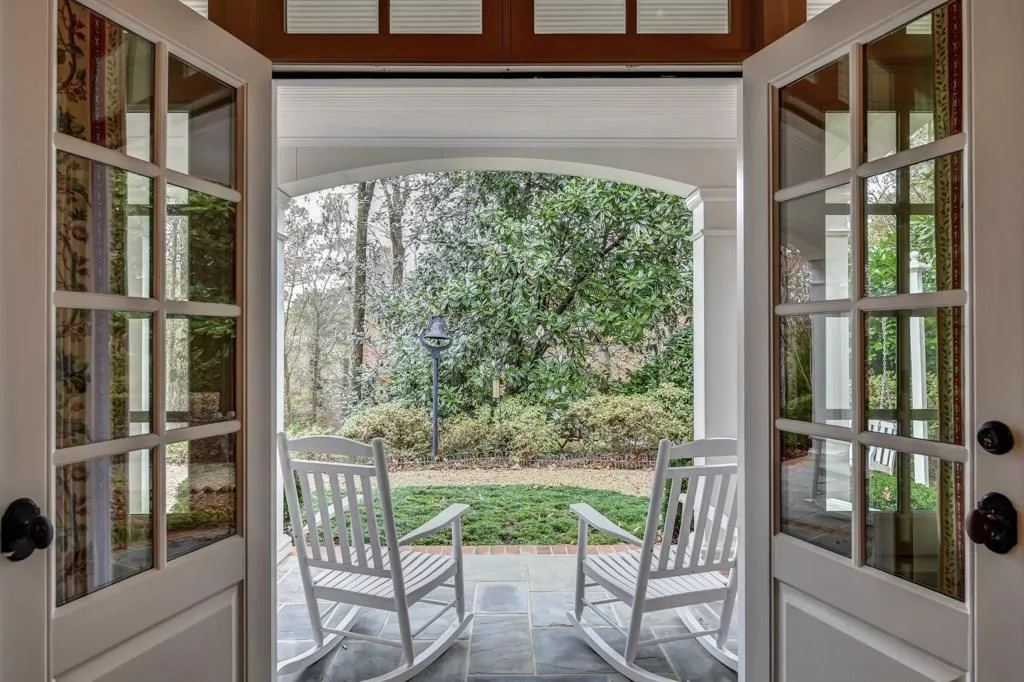 1530 Sunnybrook Farm Road, Atlanta, Georgia 30350, 4 Bedrooms Bedrooms, ,4 BathroomsBathrooms,Residential,Sold,1530 Sunnybrook Farm Road,6108575