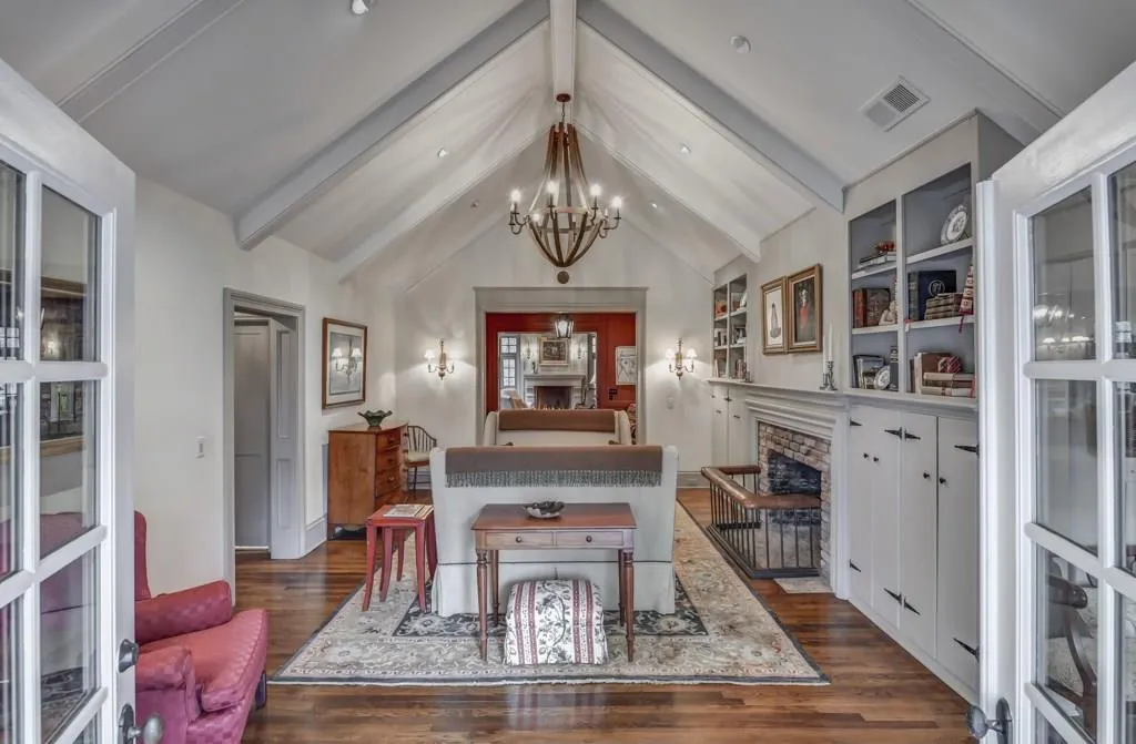 1530 Sunnybrook Farm Road, Atlanta, Georgia 30350, 4 Bedrooms Bedrooms, ,4 BathroomsBathrooms,Residential,Sold,1530 Sunnybrook Farm Road,6108575