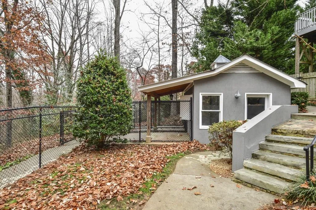 1530 Sunnybrook Farm Road, Atlanta, Georgia 30350, 4 Bedrooms Bedrooms, ,4 BathroomsBathrooms,Residential,Sold,1530 Sunnybrook Farm Road,6108575