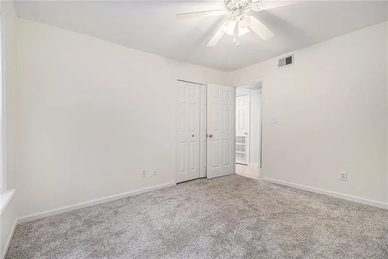 502 Brighton Point, Atlanta, Georgia 30328, 3 Bedrooms Bedrooms, ,2 BathroomsBathrooms,Residential,For Sale,502 Brighton Point,7648644
