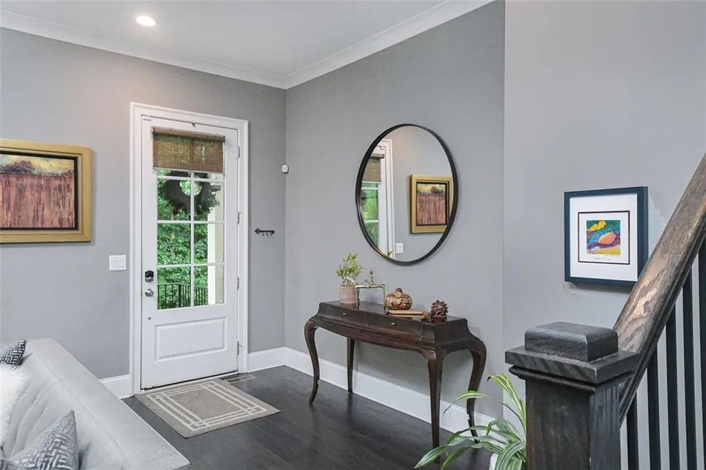 92 Allen Road, Sandy Springs, Georgia 30328, 3 Bedrooms Bedrooms, ,4 BathroomsBathrooms,Residential,Sold,92 Allen Road,7449955