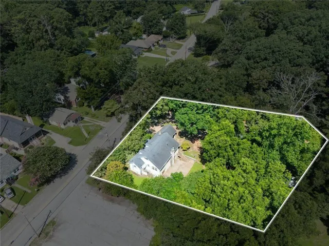 1885 Connally Drive, Atlanta, Georgia 30344