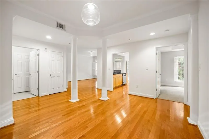 50 Biscayne Drive Nw Unit 2111, Atlanta, Georgia 30309, 2 Bedrooms Bedrooms, ,2 BathroomsBathrooms,Residential,For Sale,50 Biscayne Drive Nw Unit 2111,7689548