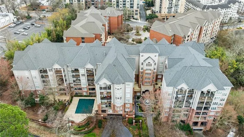 50 Biscayne Drive Nw Unit 2111, Atlanta, Georgia 30309, 2 Bedrooms Bedrooms, ,2 BathroomsBathrooms,Residential,For Sale,50 Biscayne Drive Nw Unit 2111,7689548