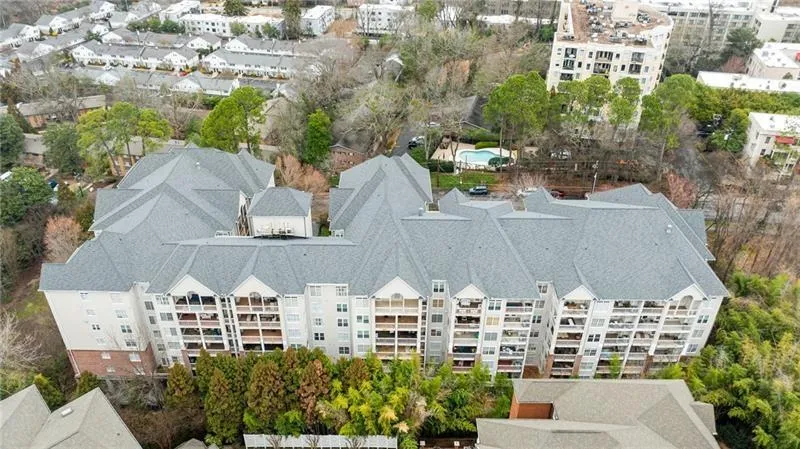50 Biscayne Drive Nw Unit 2111, Atlanta, Georgia 30309, 2 Bedrooms Bedrooms, ,2 BathroomsBathrooms,Residential,For Sale,50 Biscayne Drive Nw Unit 2111,7689548
