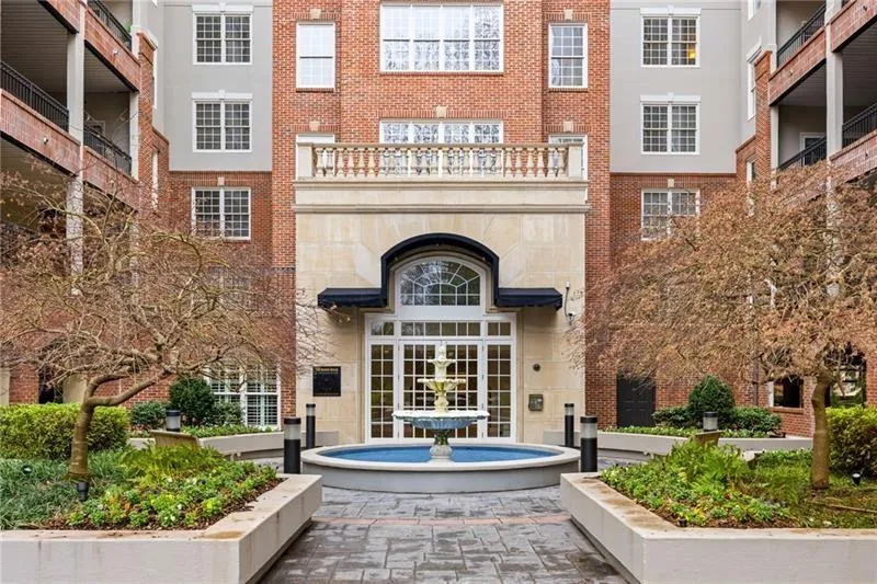 50 Biscayne Drive Nw Unit 2111, Atlanta, Georgia 30309, 2 Bedrooms Bedrooms, ,2 BathroomsBathrooms,Residential,For Sale,50 Biscayne Drive Nw Unit 2111,7689548