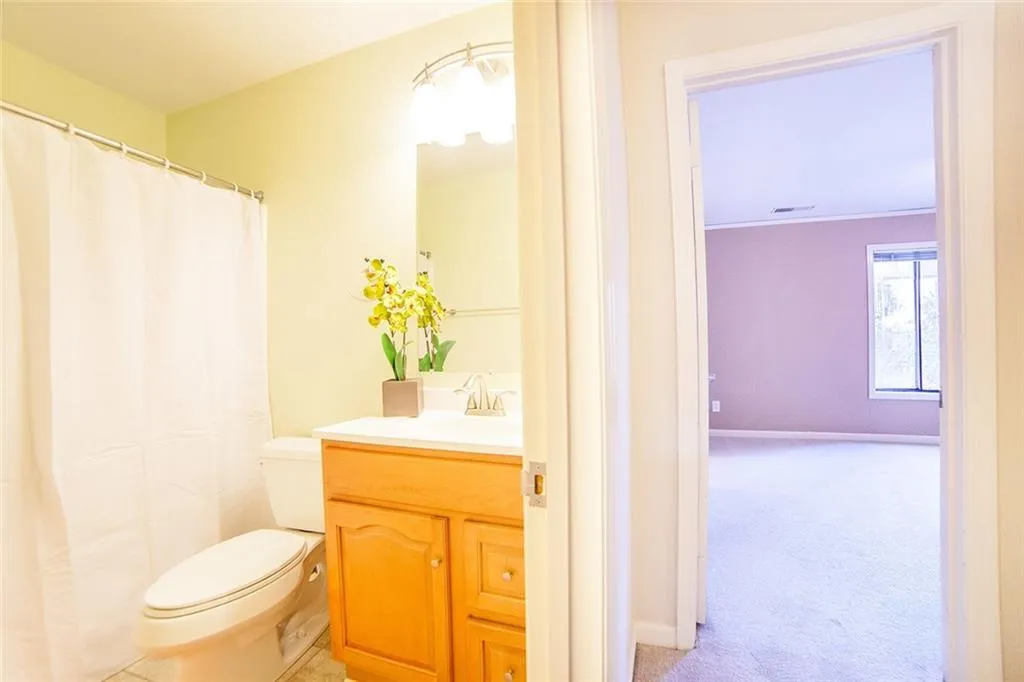 66 Forrest Place, Sandy Springs, Georgia 30328, 3 Bedrooms Bedrooms, ,3 BathroomsBathrooms,Residential,Sold,66 Forrest Place,5631135