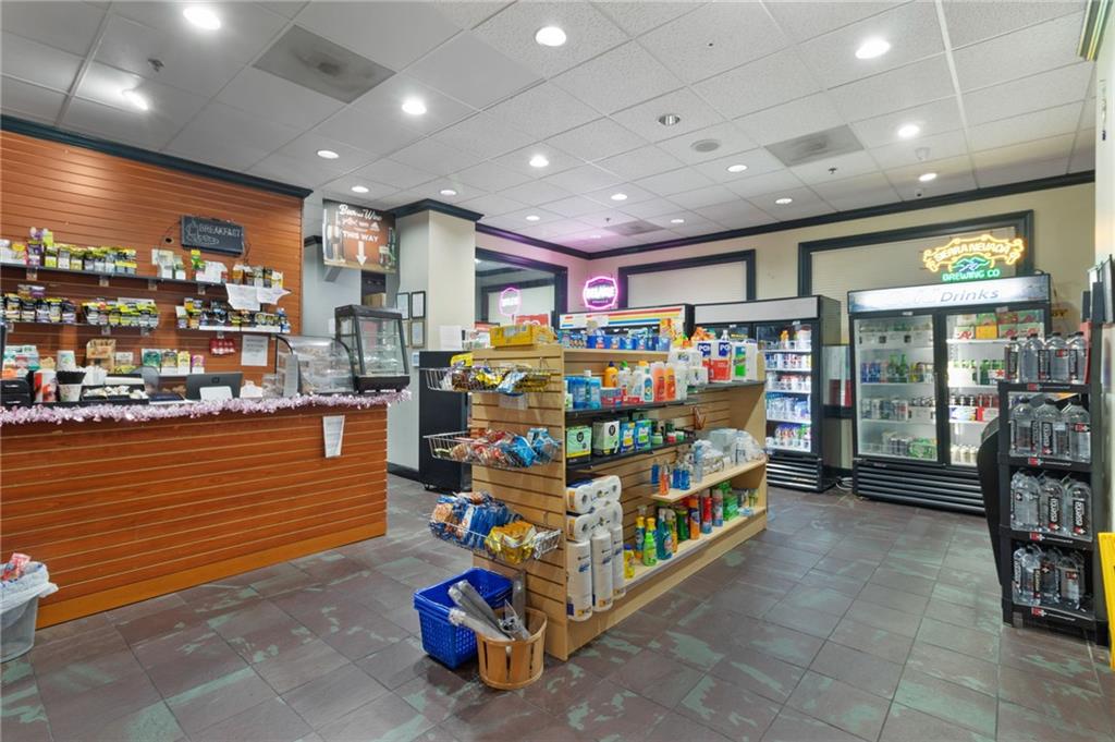 795 Hammond Drive Unit 808, Atlanta, Georgia 30328, 1 Bedroom Bedrooms, ,1 BathroomBathrooms,Residential,Sold,795 Hammond Drive Unit 808,7322052