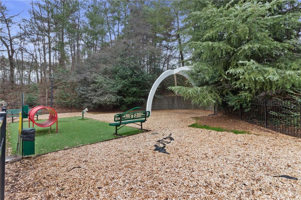 795 Hammond Drive Unit 808, Atlanta, Georgia 30328, 1 Bedroom Bedrooms, ,1 BathroomBathrooms,Residential,Sold,795 Hammond Drive Unit 808,7322052