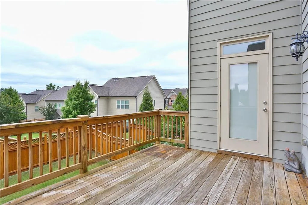 7605 Glisten Avenue, Atlanta, Georgia 30328, 4 Bedrooms Bedrooms, ,3 BathroomsBathrooms,Residential,Sold,7605 Glisten Avenue,6569714