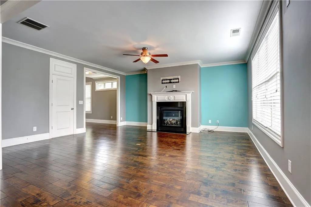 7605 Glisten Avenue, Atlanta, Georgia 30328, 4 Bedrooms Bedrooms, ,3 BathroomsBathrooms,Residential,Sold,7605 Glisten Avenue,6569714