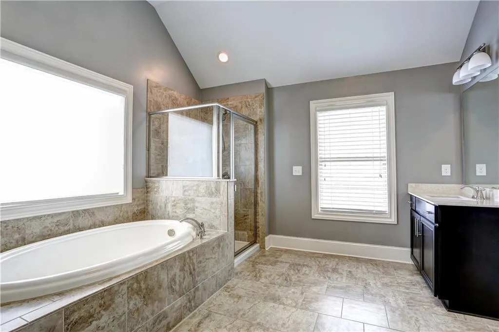 7605 Glisten Avenue, Atlanta, Georgia 30328, 4 Bedrooms Bedrooms, ,3 BathroomsBathrooms,Residential,Sold,7605 Glisten Avenue,6569714