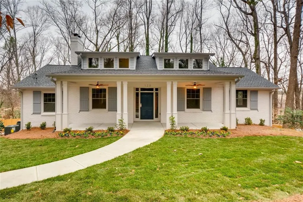 120 Stewart Drive, Sandy Springs, Georgia 30342, 5 Bedrooms Bedrooms, ,4 BathroomsBathrooms,Residential,Sold,120 Stewart Drive,5812092