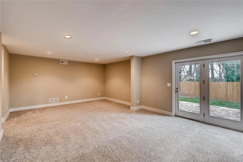 120 Stewart Drive, Sandy Springs, Georgia 30342, 5 Bedrooms Bedrooms, ,4 BathroomsBathrooms,Residential,Sold,120 Stewart Drive,5812092