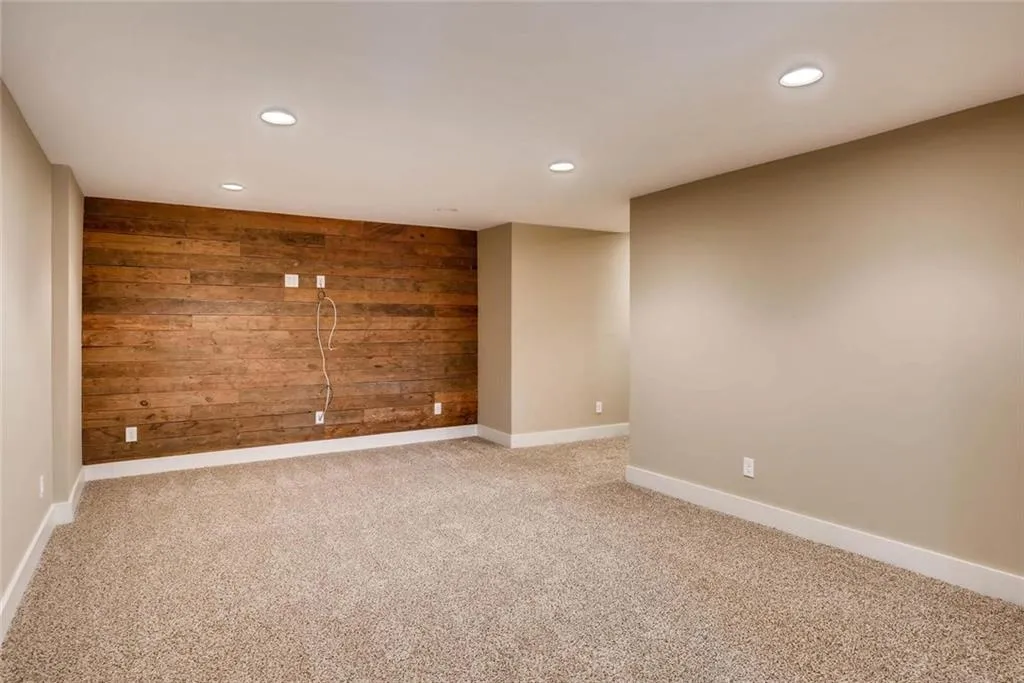 120 Stewart Drive, Sandy Springs, Georgia 30342, 5 Bedrooms Bedrooms, ,4 BathroomsBathrooms,Residential,Sold,120 Stewart Drive,5812092