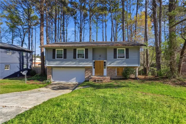 6665 Hidden Brook Trail, Atlanta, Georgia 30349