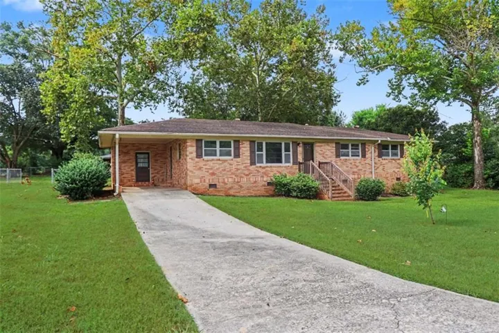 63 Green Street, Royston, Georgia 30662
