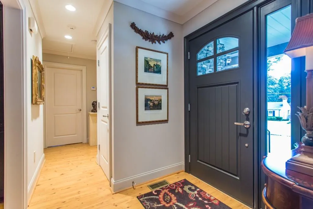 1824 Colland Drive, Atlanta, Georgia 30318, 2 Bedrooms Bedrooms, ,2 BathroomsBathrooms,Residential,Sold,1824 Colland Drive,5761476