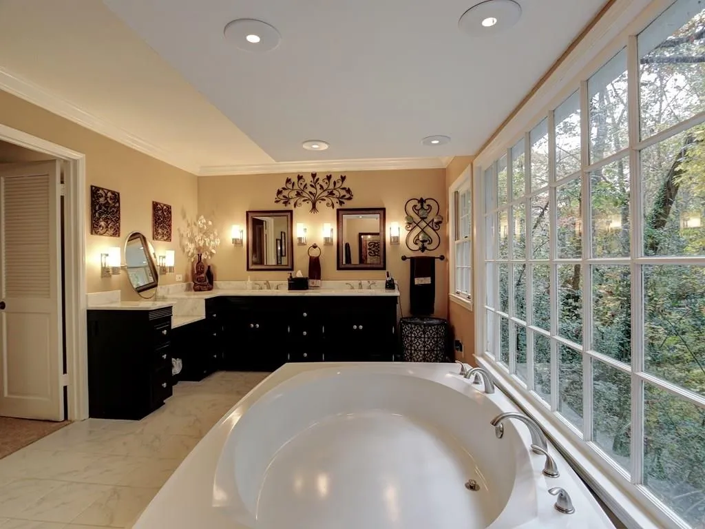 955 Buckhorn E, Sandy Springs, Georgia 30350, 6 Bedrooms Bedrooms, ,3 BathroomsBathrooms,Residential,Sold,955 Buckhorn E,5962412