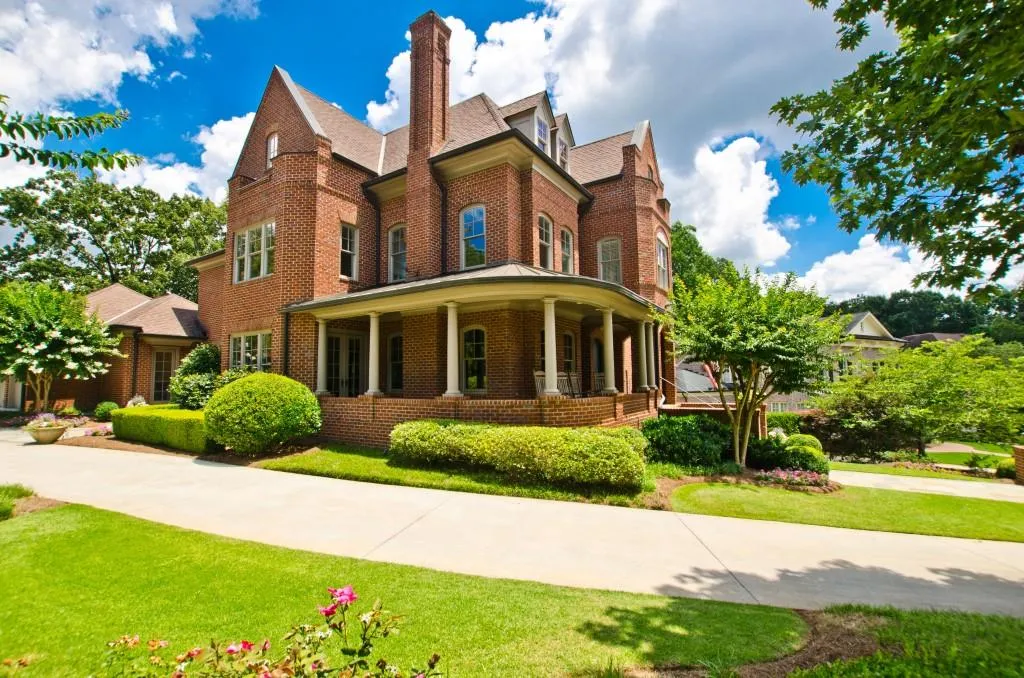 395 Laurel Chase Court, Atlanta, Georgia 30327, 5 Bedrooms Bedrooms, ,5 BathroomsBathrooms,Residential,Sold,395 Laurel Chase Court,6859530