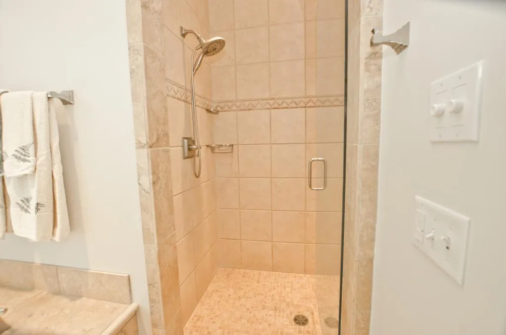 395 Laurel Chase Court, Atlanta, Georgia 30327, 5 Bedrooms Bedrooms, ,5 BathroomsBathrooms,Residential,Sold,395 Laurel Chase Court,6859530