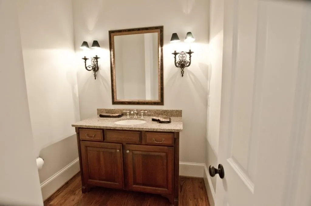 395 Laurel Chase Court, Atlanta, Georgia 30327, 5 Bedrooms Bedrooms, ,5 BathroomsBathrooms,Residential,Sold,395 Laurel Chase Court,6859530