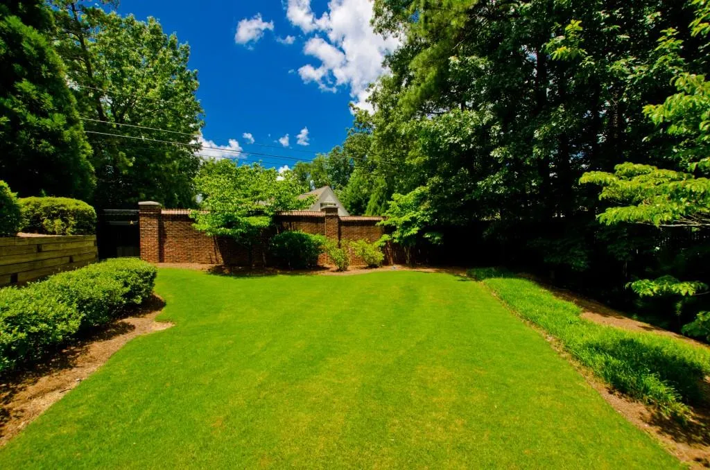 395 Laurel Chase Court, Atlanta, Georgia 30327, 5 Bedrooms Bedrooms, ,5 BathroomsBathrooms,Residential,Sold,395 Laurel Chase Court,6859530